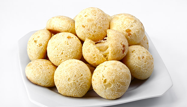 A plate of pan de yuca. A cheesy bread made from yuca (tapioca) flour.