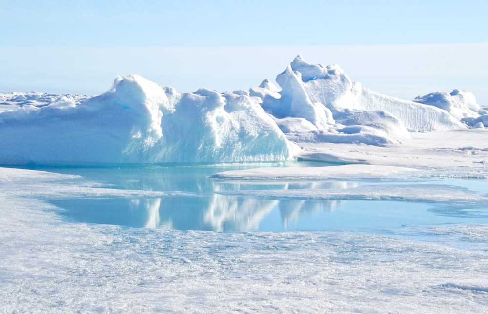 Iceberg with water in the front