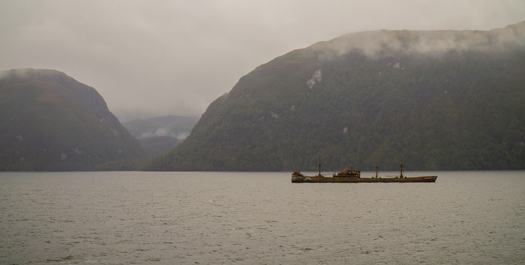 English Passage & Pío XI Glacier